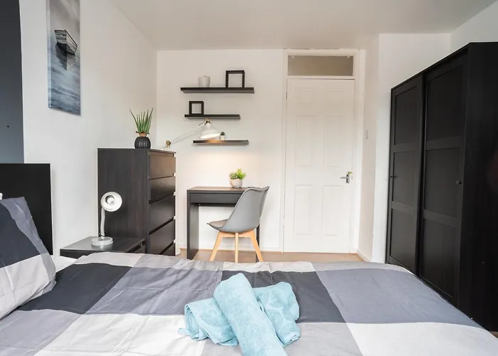Olympic Apartment - Stratford